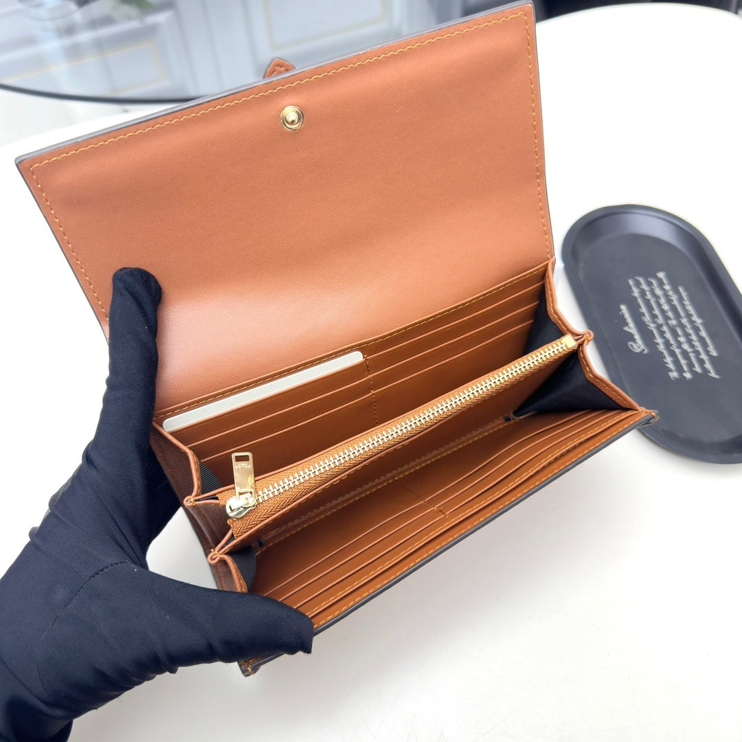 Chained Soft Luxury Wallet