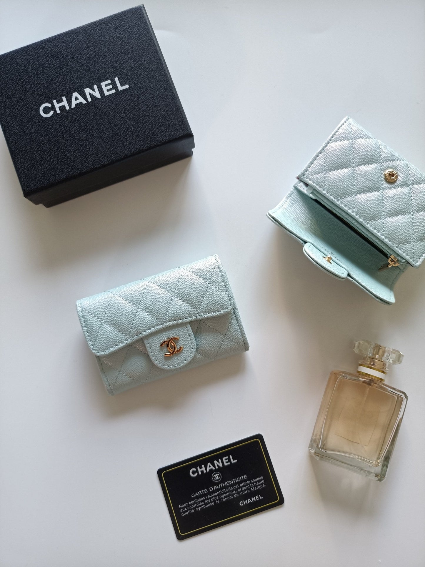 Classic Flap Card Holder