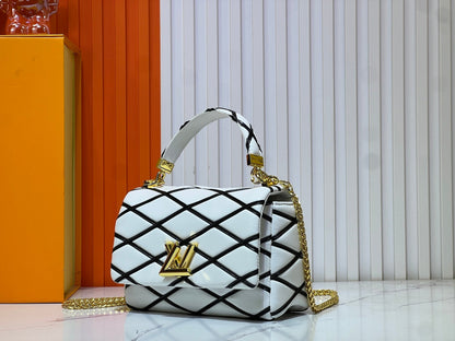 GO-14 MM Malletage Handbag