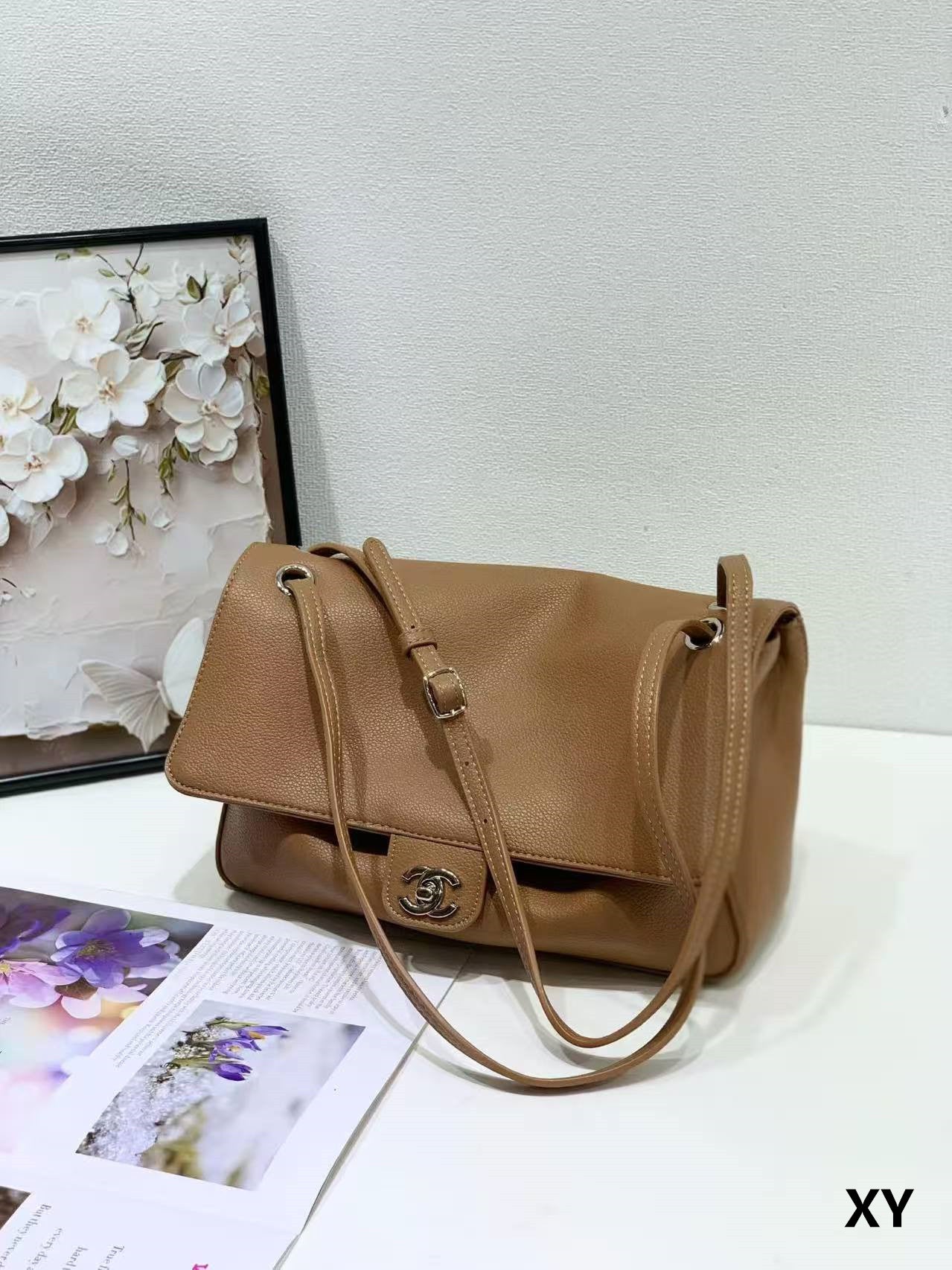 Maxi Flap Bag