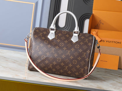 Street NYC Speedy Bag