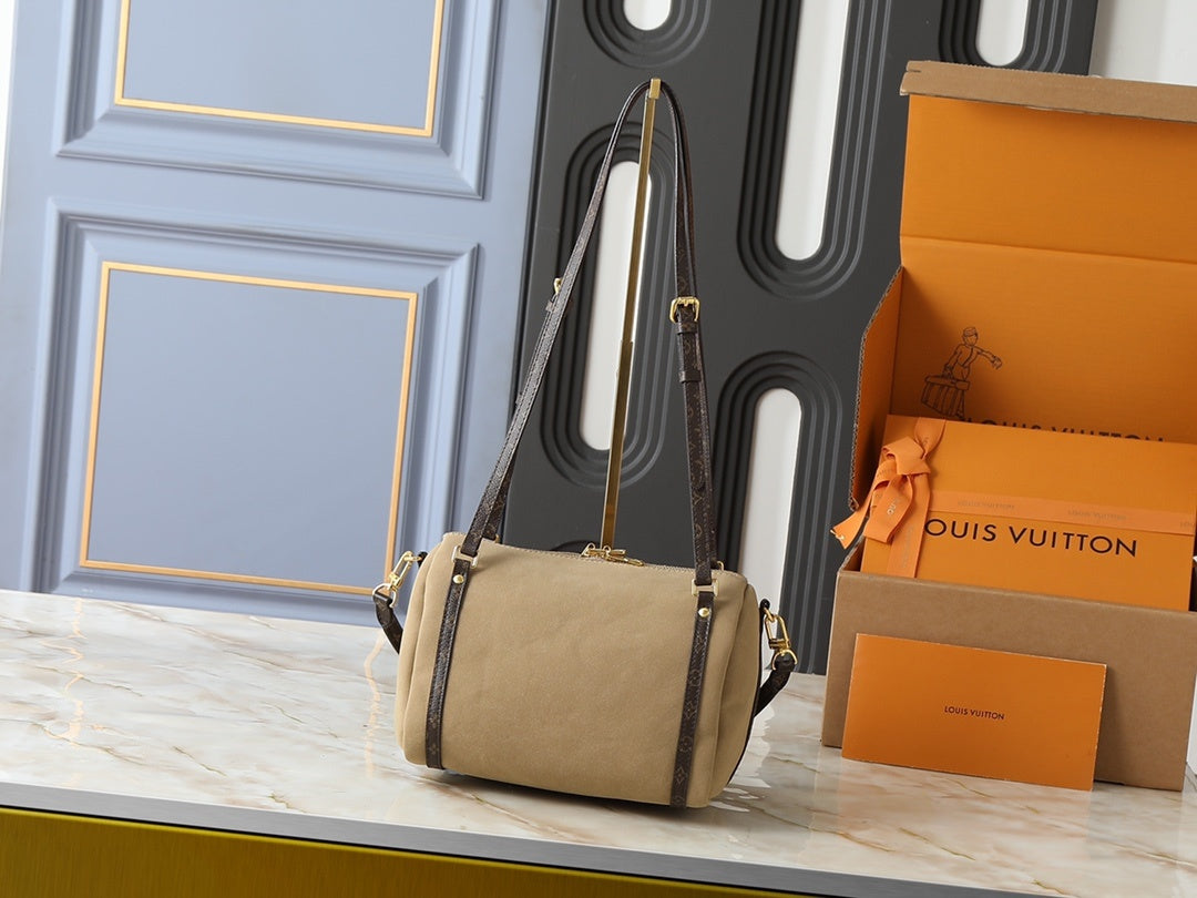Express MM Fashion Leather Handbag