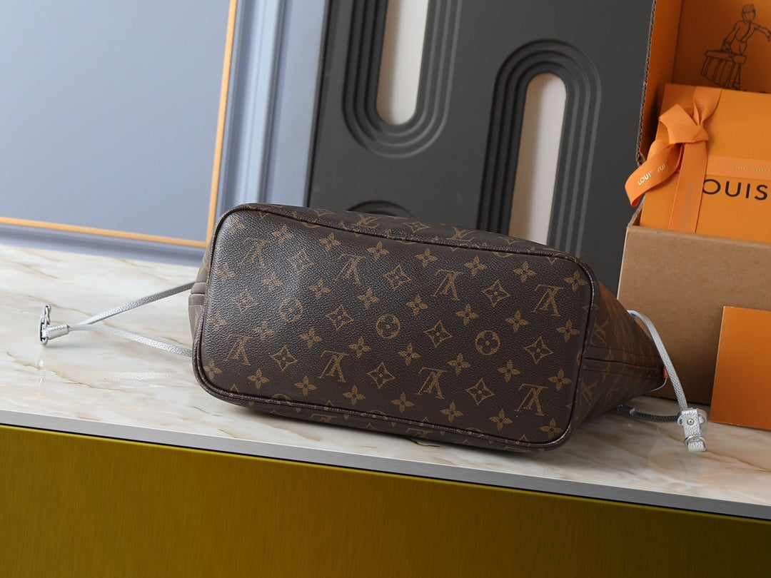 NeverFull NYC Handbag
