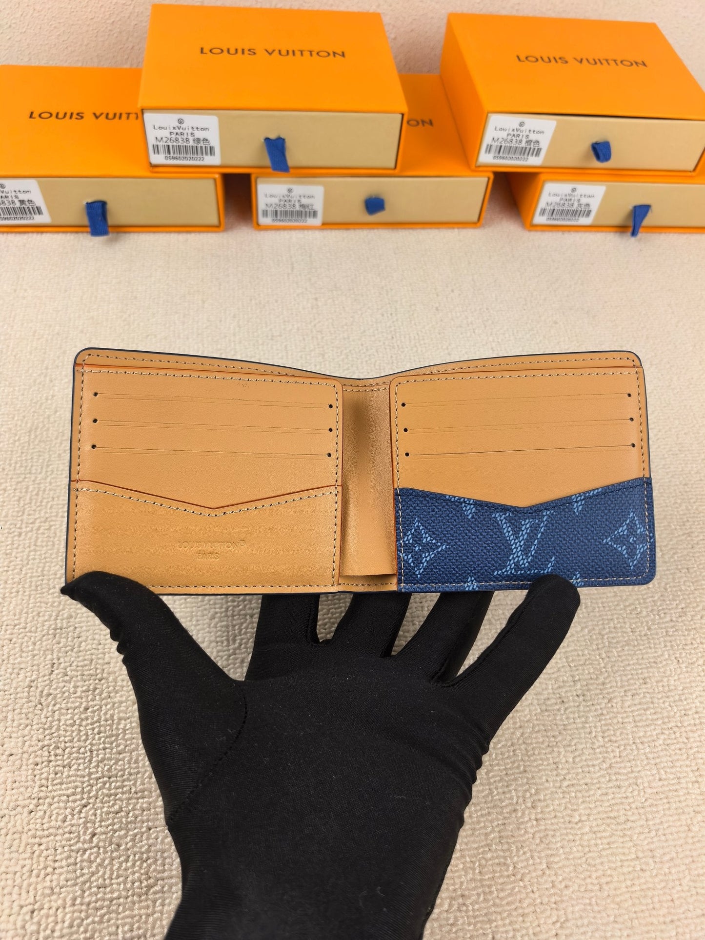 Short Wallet