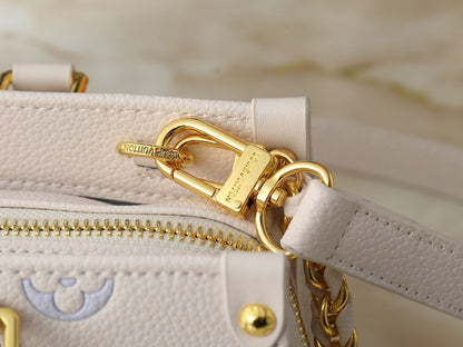 Milky OnTheGo Handbag