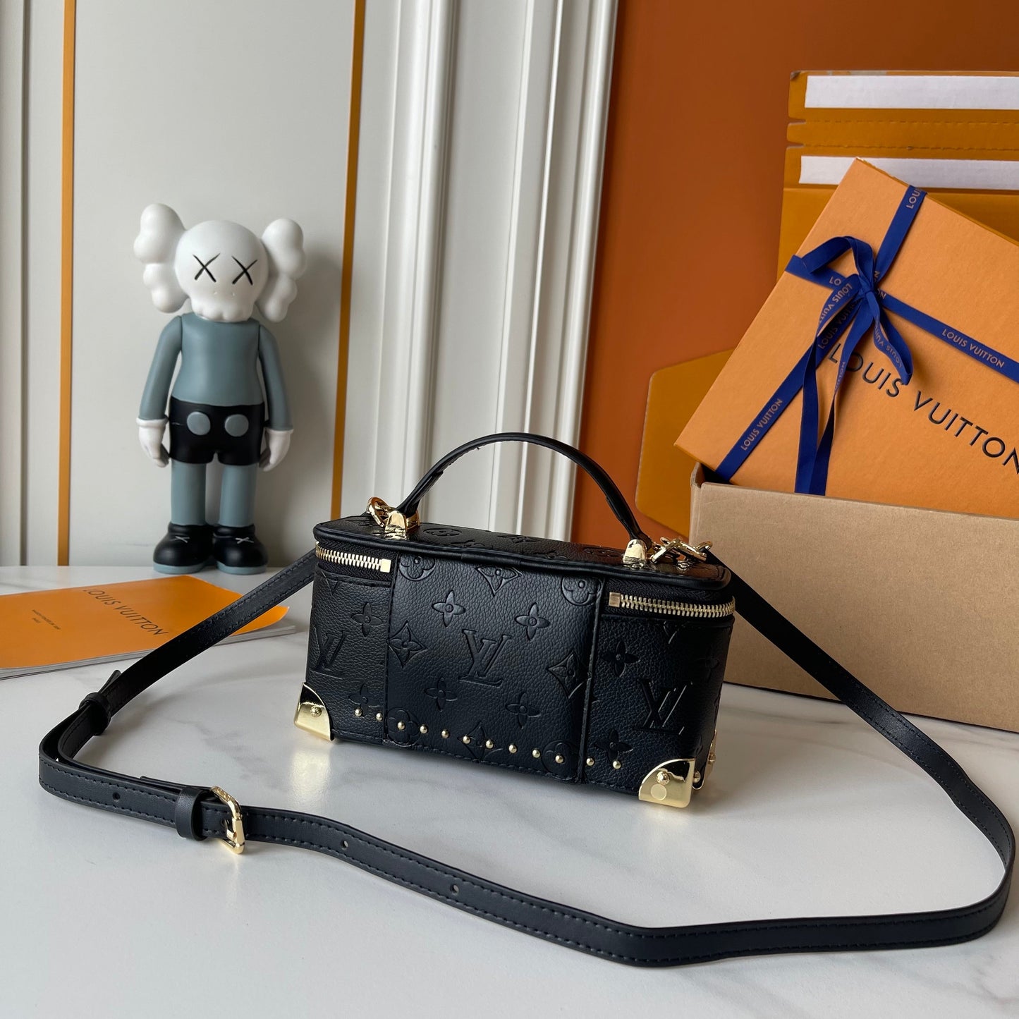Vanity Pouch Trunk Bag