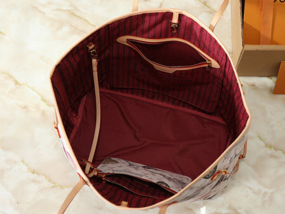 Vintage Travel Charm Tote Bag
