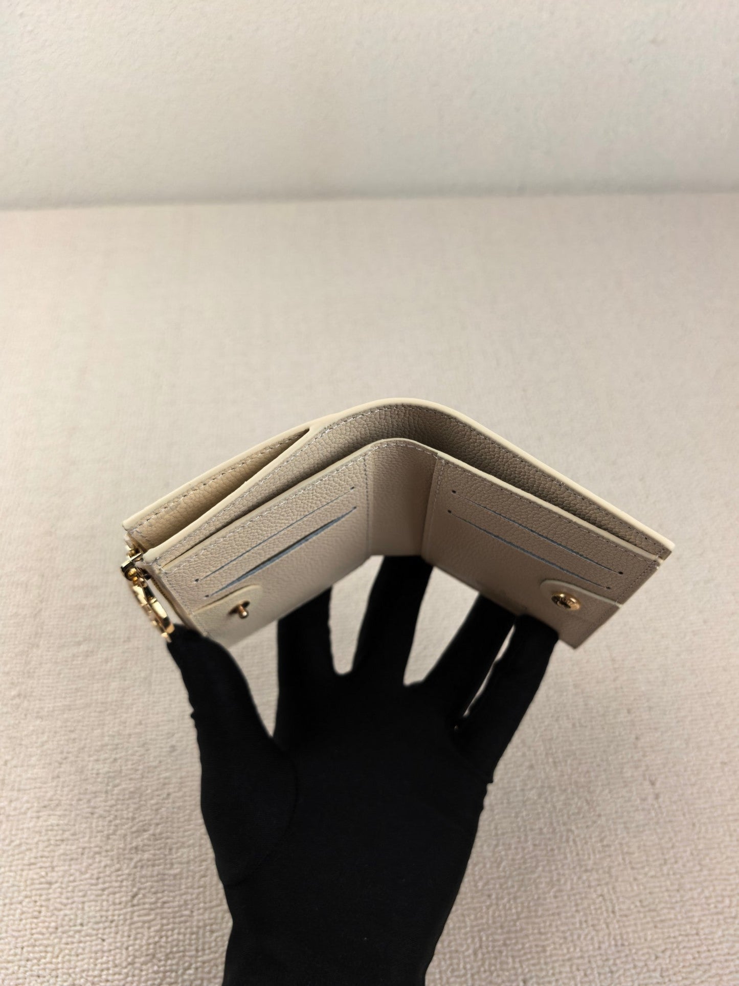Cléa Wallet Monogram