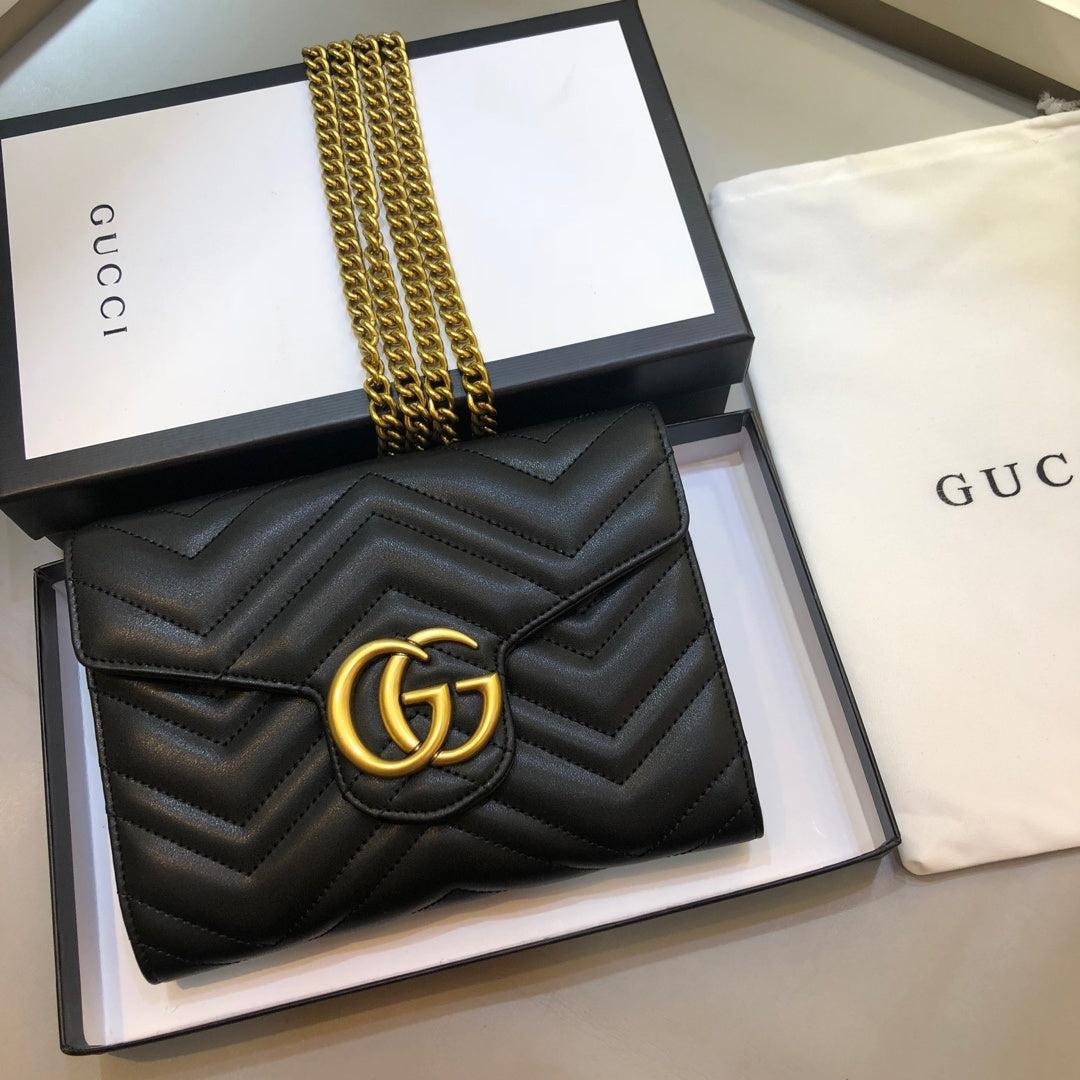 Mini GG Marmont Shoulder Bag