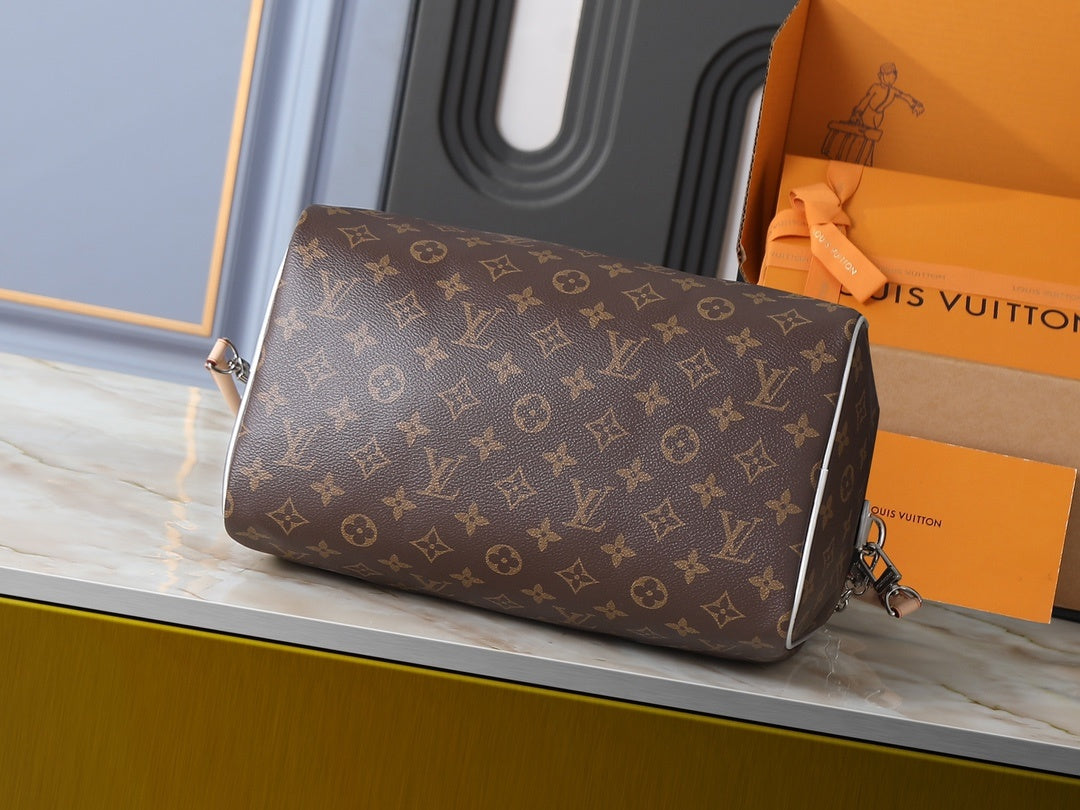 Street NYC Speedy Bag