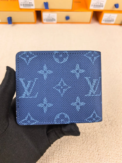 Short Wallet