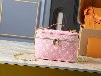 Vanity Case Chain Crossbody Bag