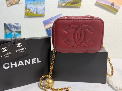 Mini Quilted Crossbody Chain Bag