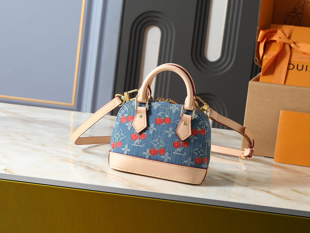 Shell Shape Denim Handbag