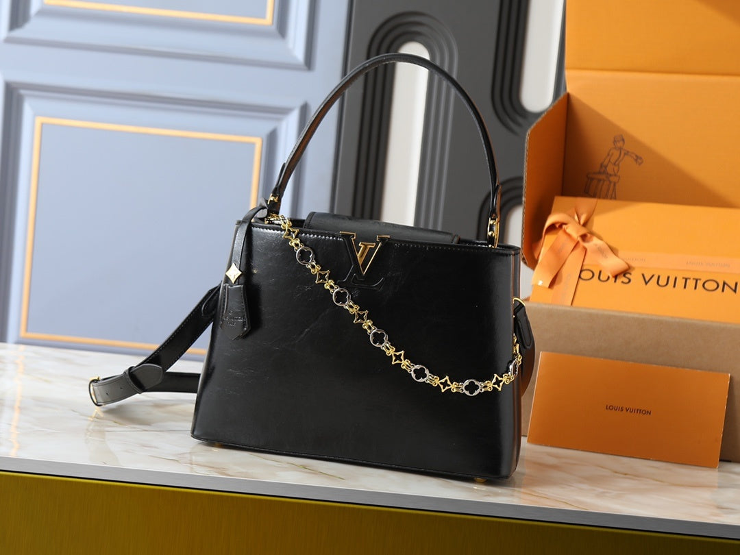 Capucines East-West Handbag