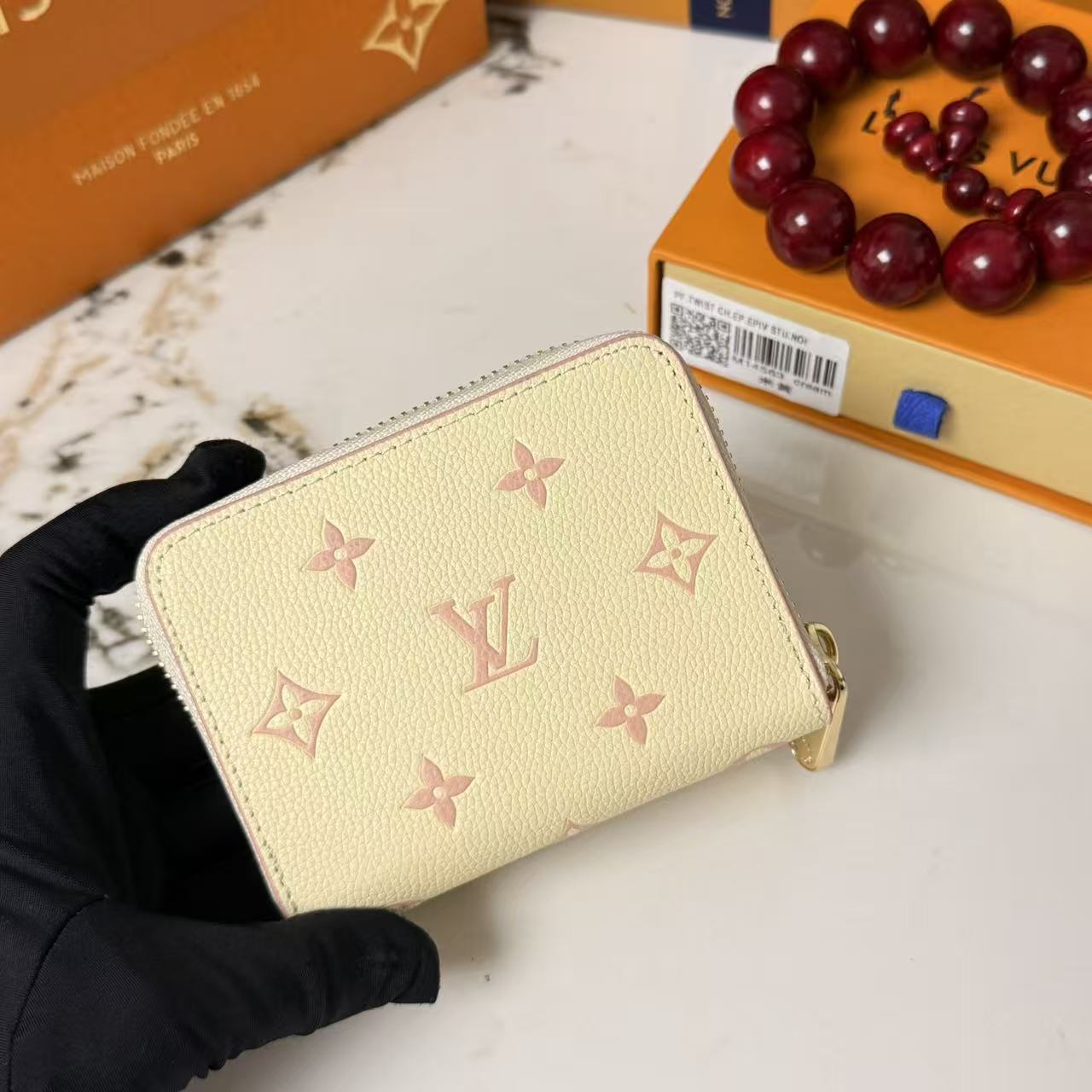 Cléa Wallet Monogram Empreinte Leather