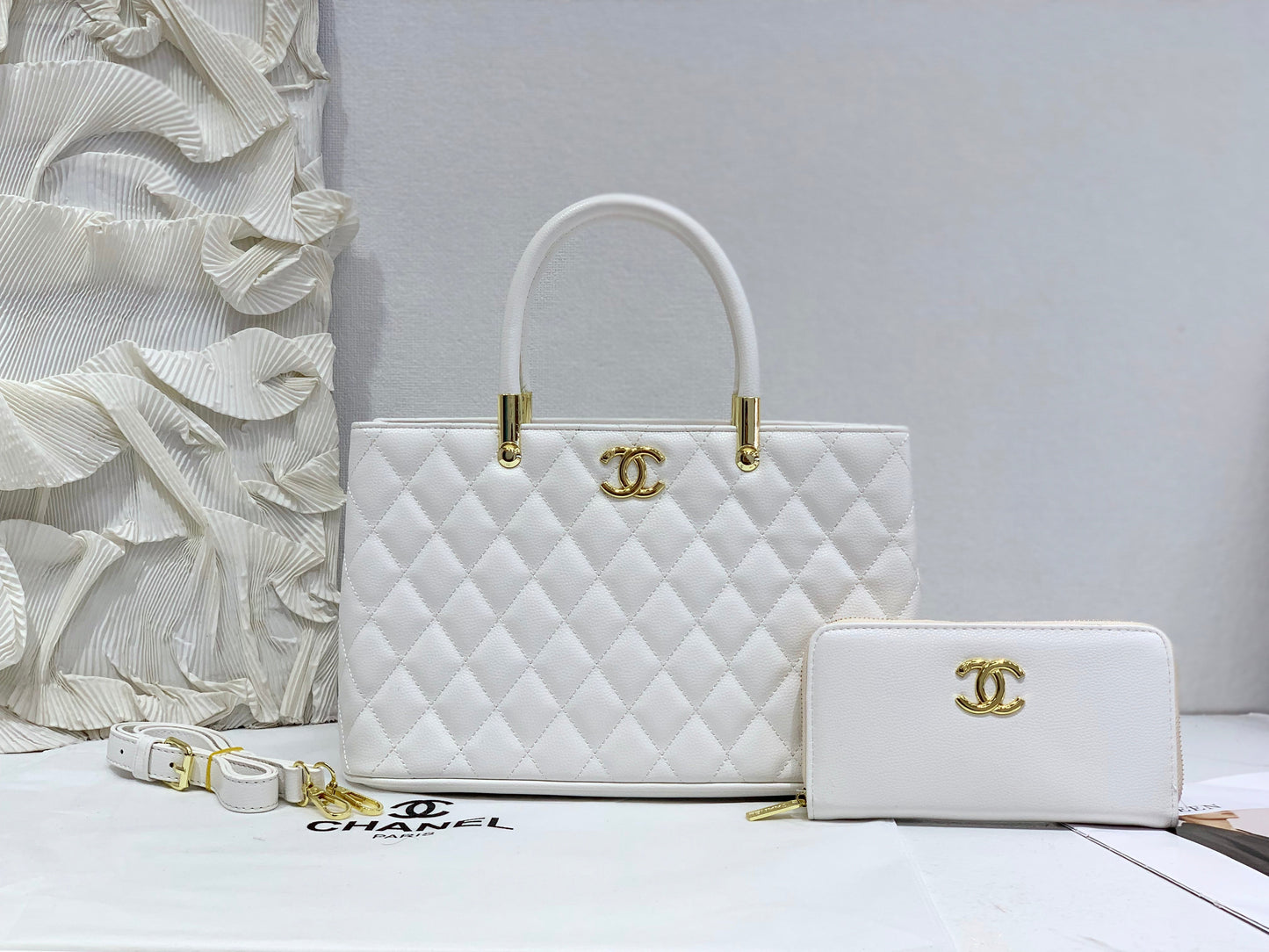 Timeless Shopping Tote Bag & Wallet