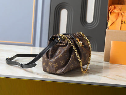 Pochette Sling Handbag