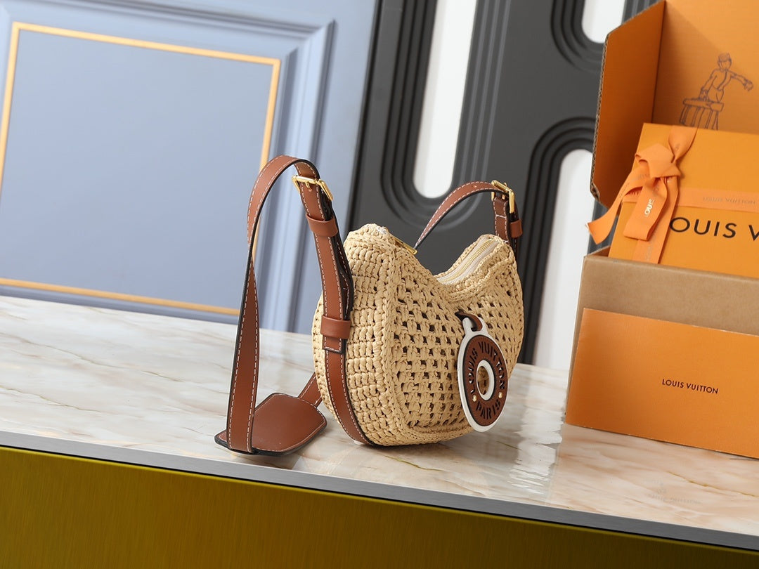 Brown Raffia Beach Bag