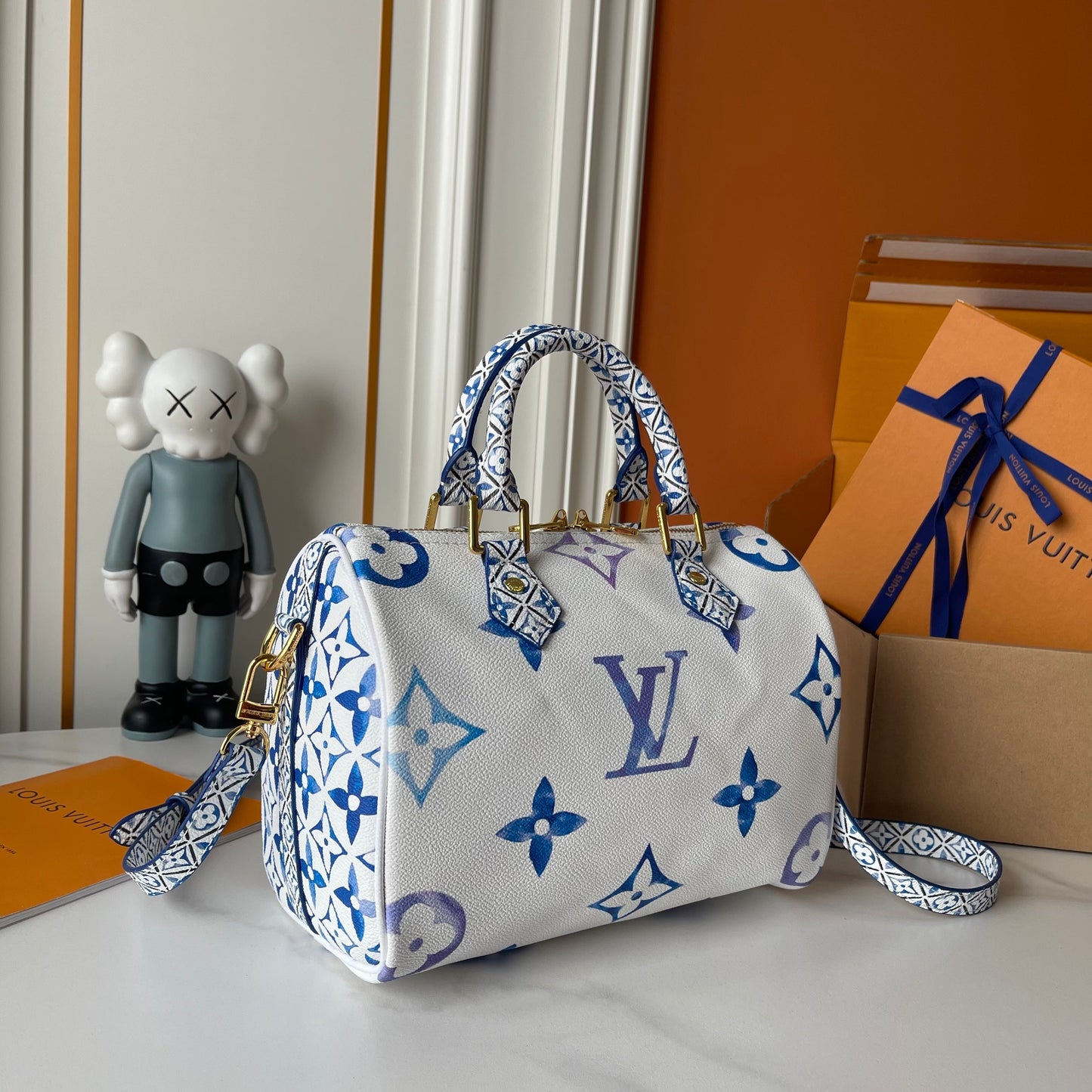 On The Go Shoulder Bag
