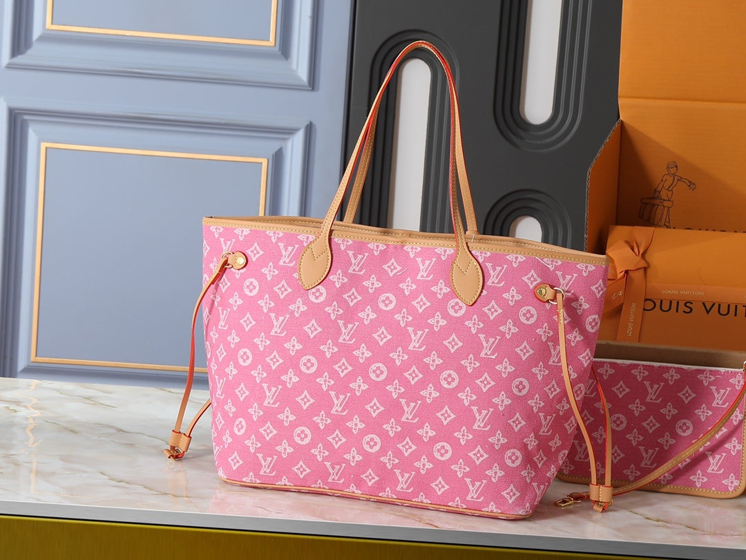 Neverfull Monogram Canvas Women Bag & Pouch
