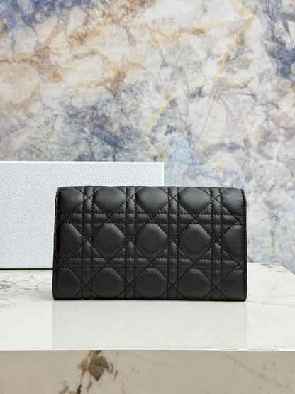 Miss Caro Long Wallet