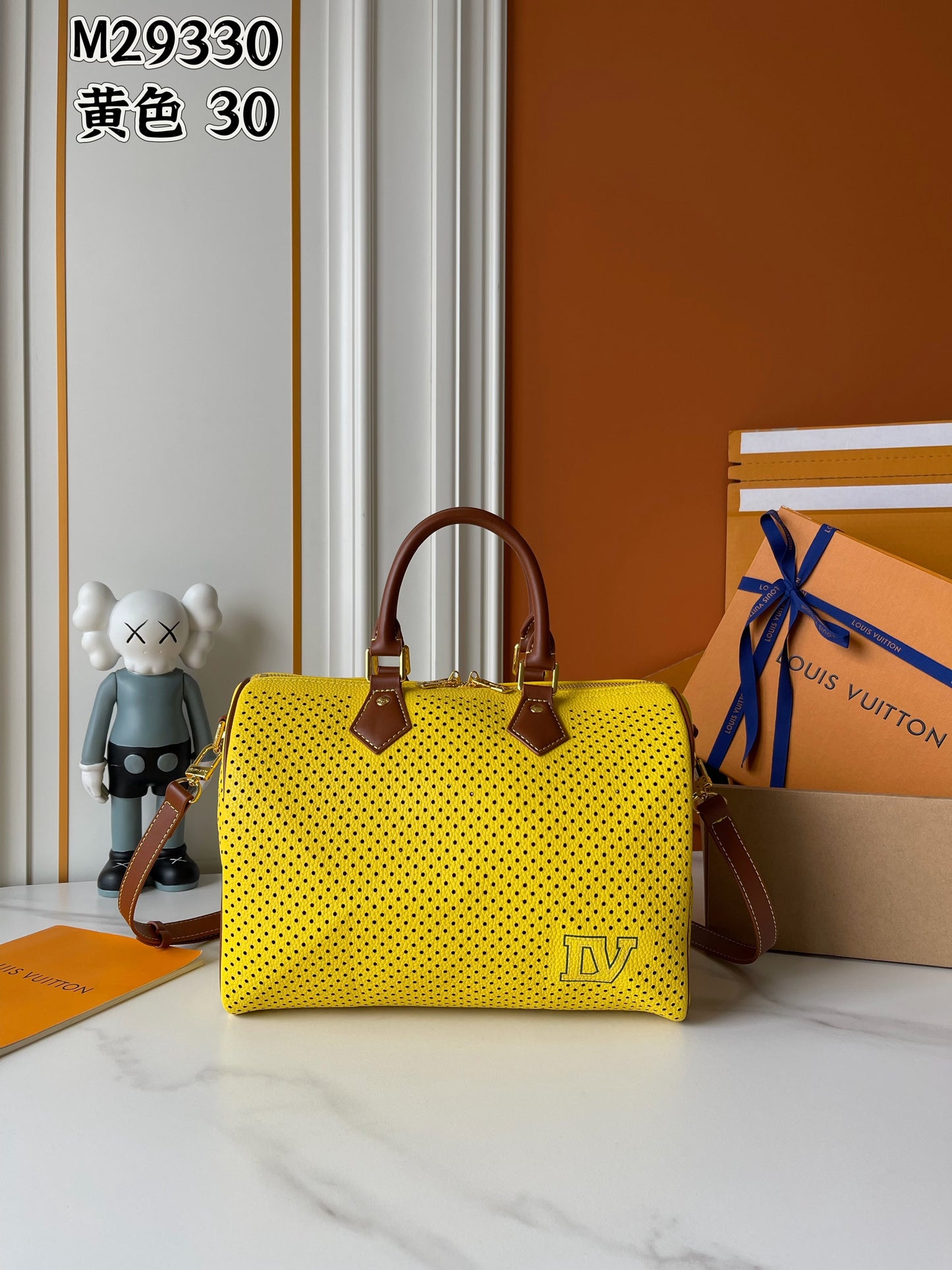 Boston Bag / Perforated Barrel Handbag