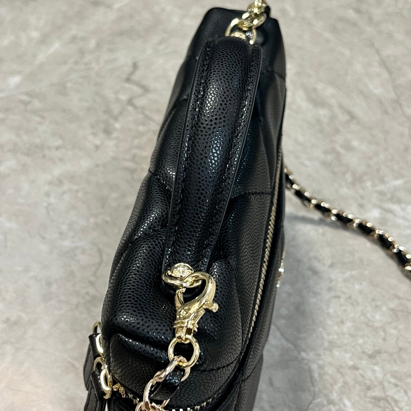 Caviar Quilted Top Handle Slim Vanity With Chain