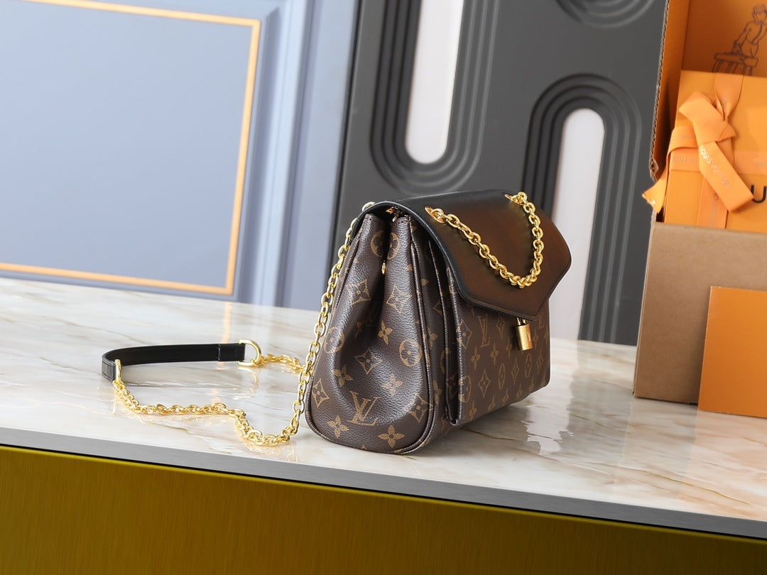 Chain Postman Bag