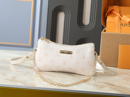 Mini Chain Shoulder Bag
