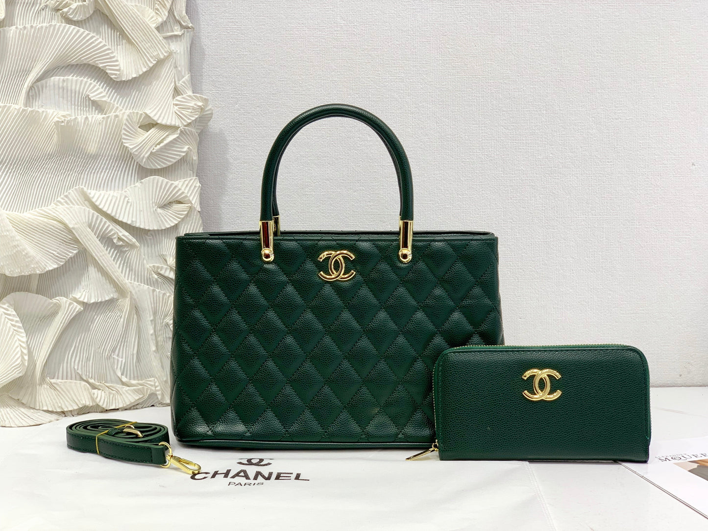 Timeless Shopping Tote Bag & Wallet