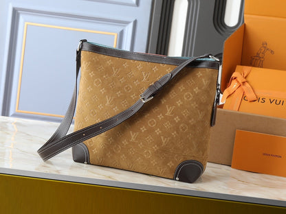 Retro CarryAll Shoulder Bag