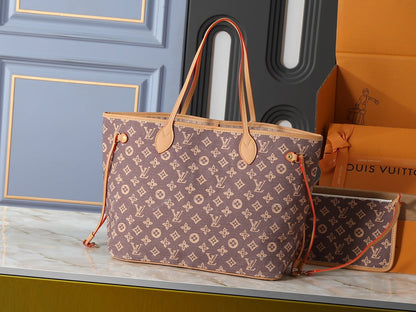 Neverfull Monogram Canvas Women Bag & Pouch