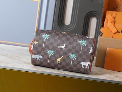 Costumized Toiletry Bag