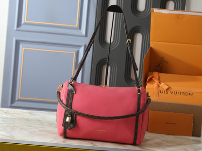 Classic Barrel Shoulder Bag