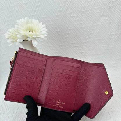Victorine Wallet