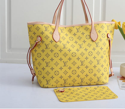 Neverfull Monogram Tote Bag & Pouch