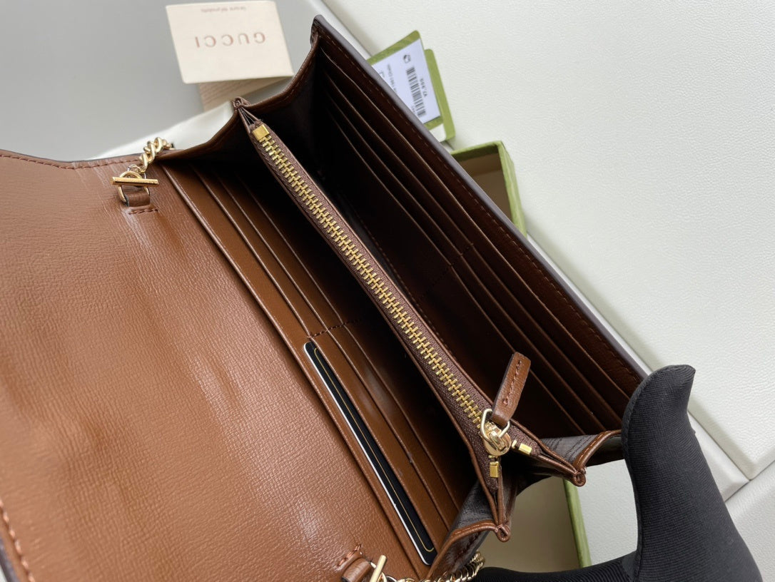 Jackie 1961 Chain Wallet