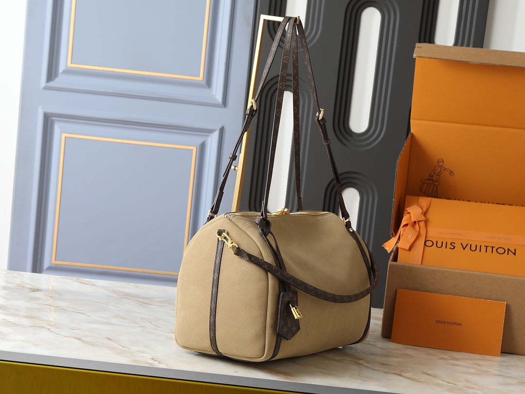 Express MM Fashion Leather Handbag