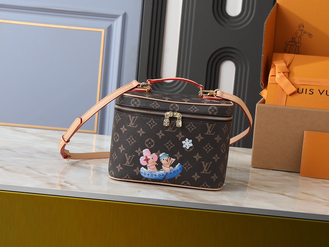 Nice Monogram Design Handbag