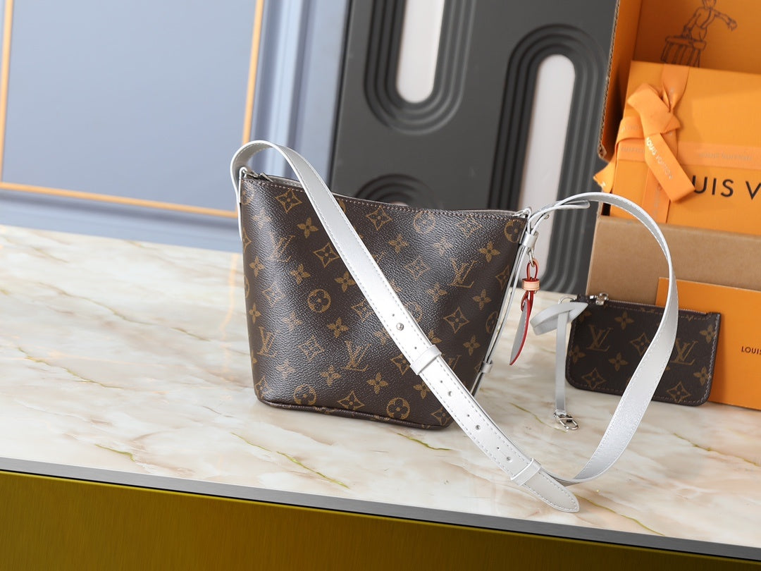 Street NYC All In Bag & Pouch