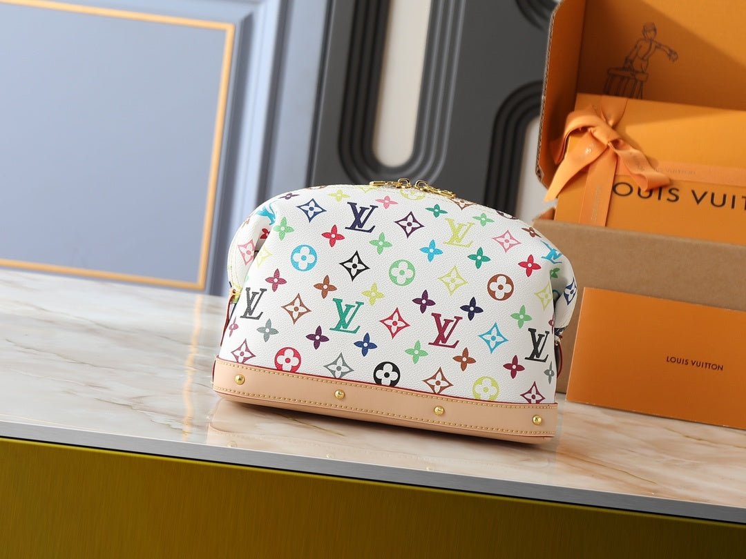 Cosmetic Pouch GM Monogram