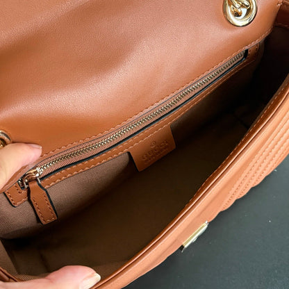Marmont Medium Shoulder Bag in Brown