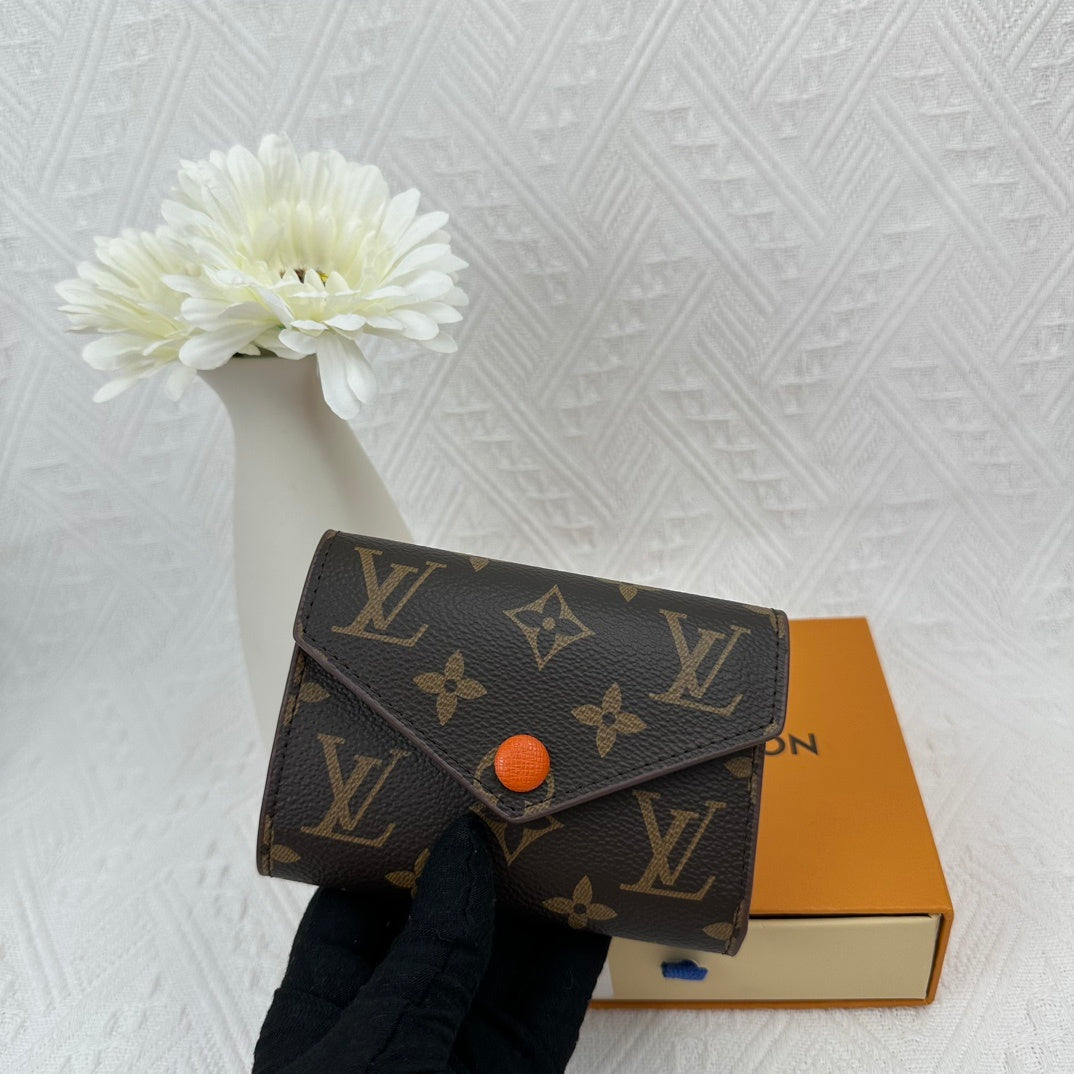 Victorine Wallet
