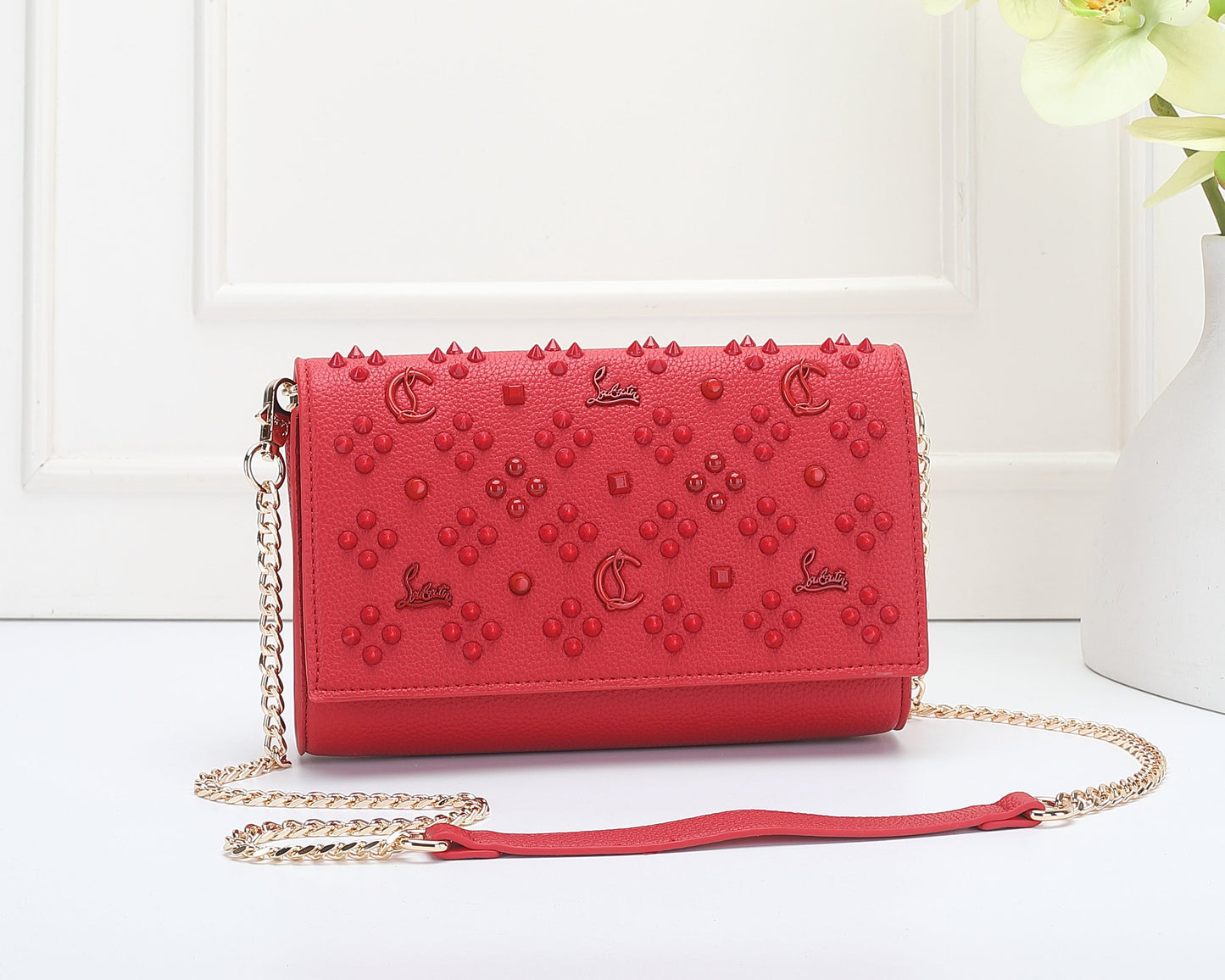 Rivet Chain Shoulder Bag