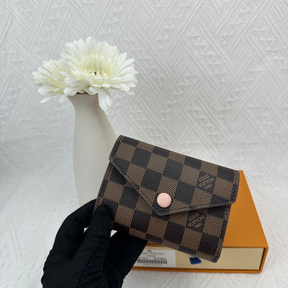 Victorine Wallet
