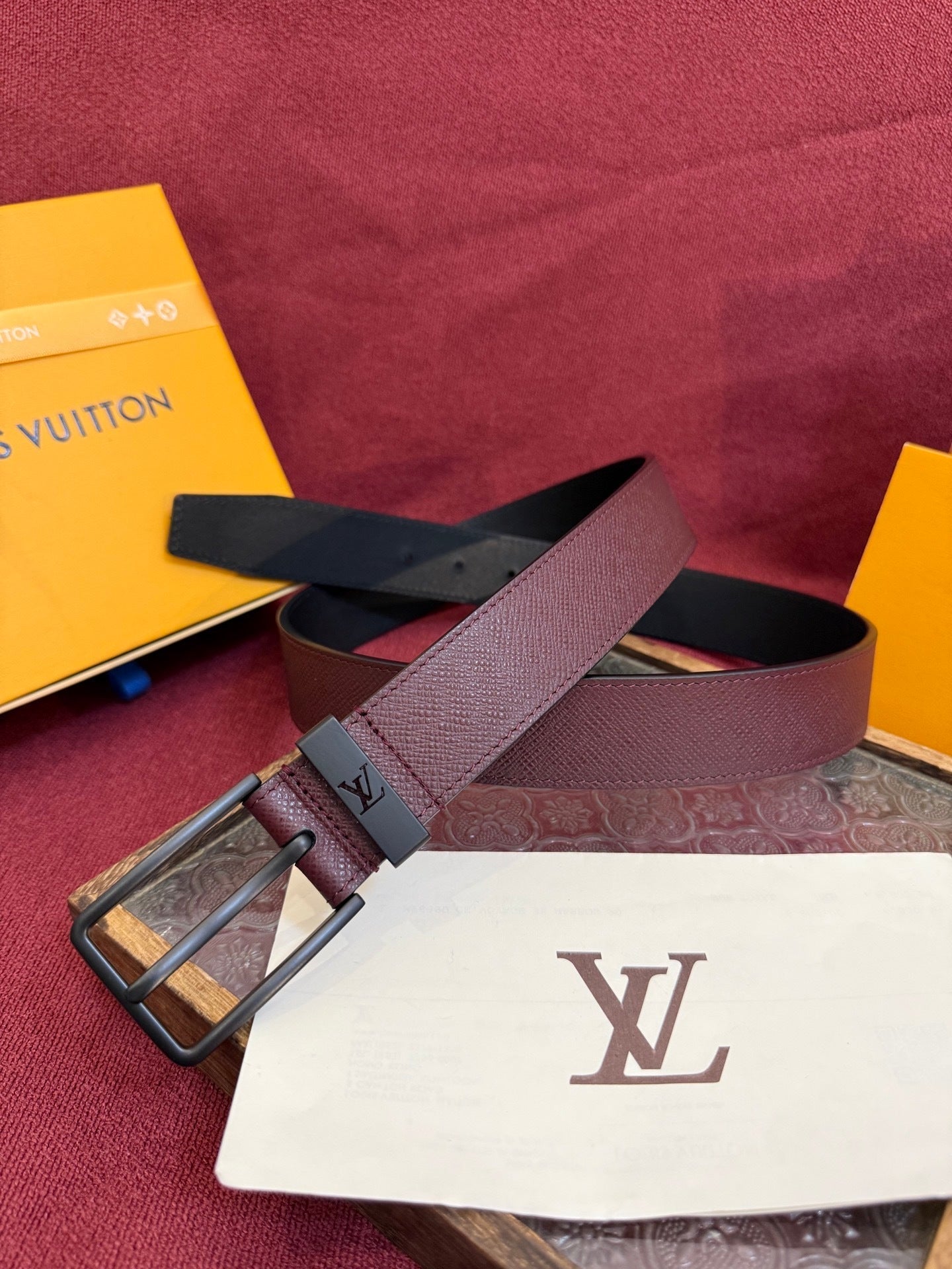 Burgundy Pont Neuf Belt