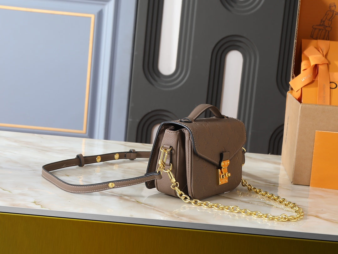 Pochette Monogram Bag