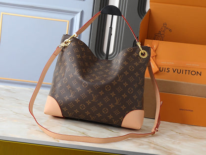 Berry PM Shoulder Bag