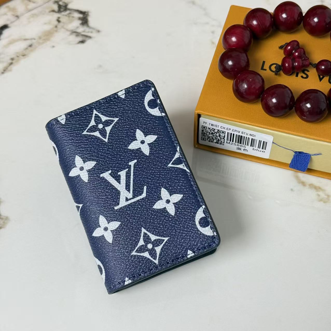 Pocket Organizer Monogram Canva